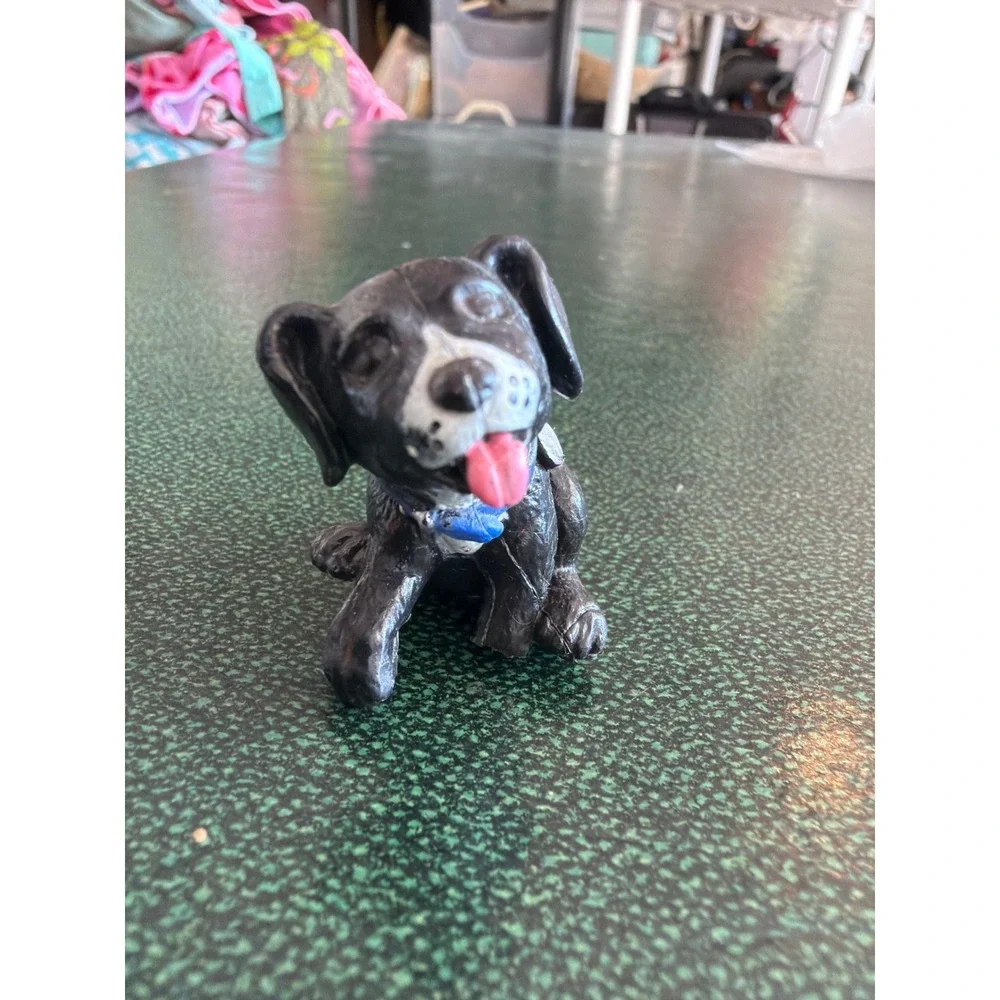 Vintage 1997 Topps Puppy In My Pocket Black Dog Miniature Figurine Collectible